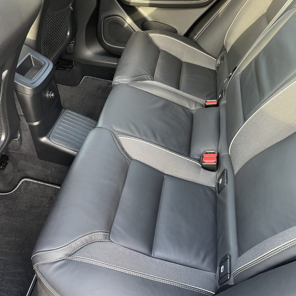 Volvo XC60, 2.0 l., visureigis / krosoveris