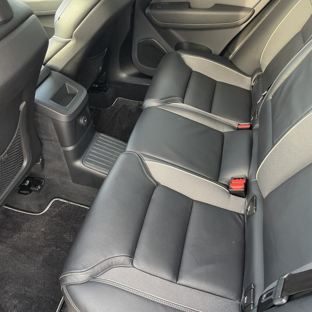 Volvo XC60, 2.0 l., visureigis / krosoveris