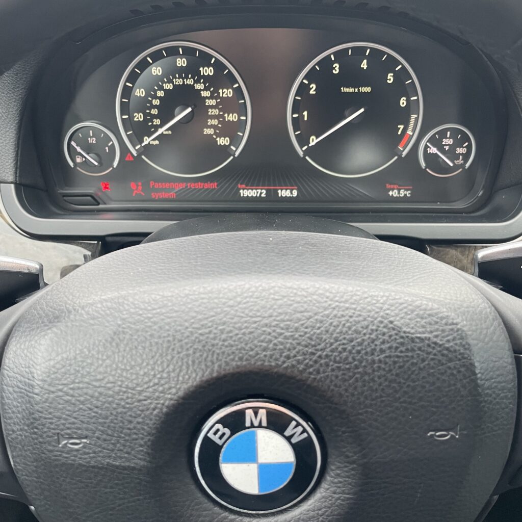 BMW 740, 3.0 l., sedanas