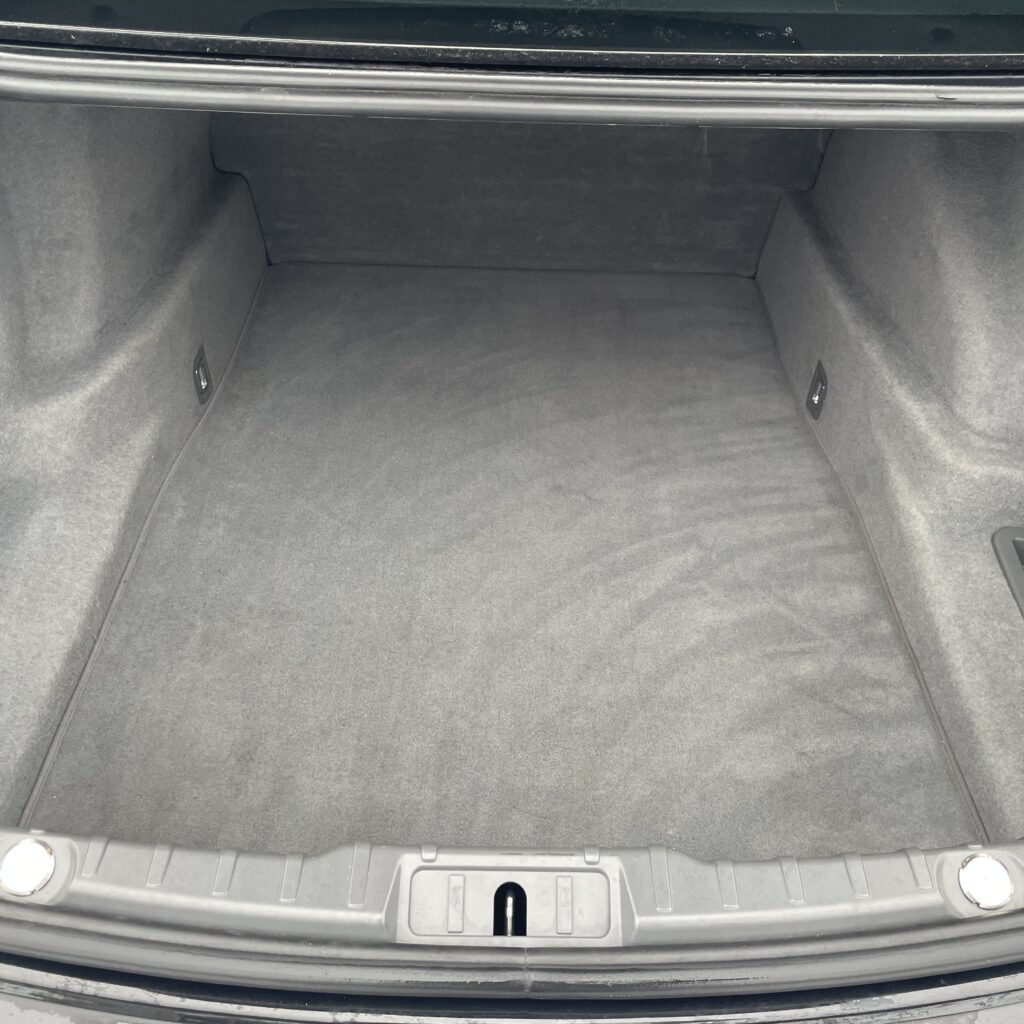 BMW 740, 3.0 l., sedanas