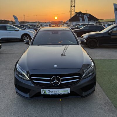 Mercedes-Benz C220